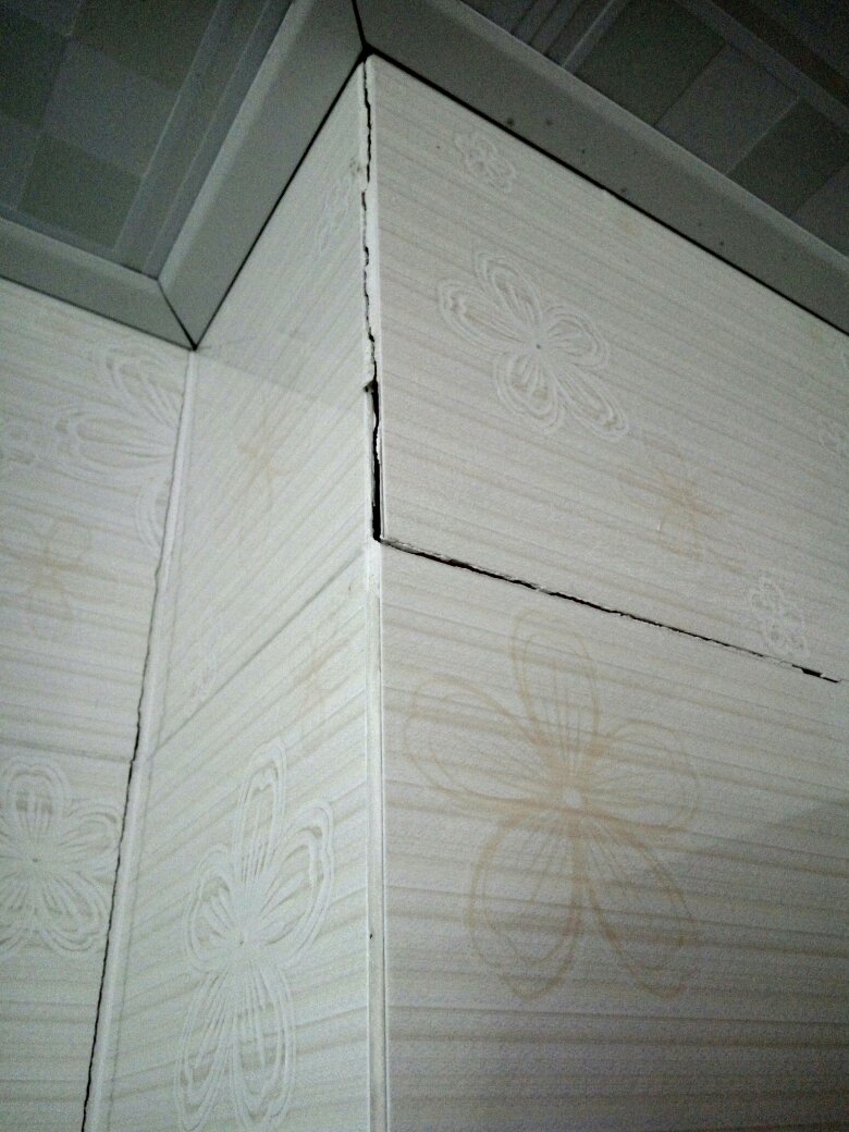 墙砖裂了什么原因引起的(墙砖裂了什么原因引起的图片) 墙砖裂了什么原因引起的(墙砖裂了什么原因引起的图片)